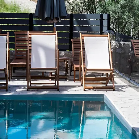 Melodia Lefkada 1 * Nikiana